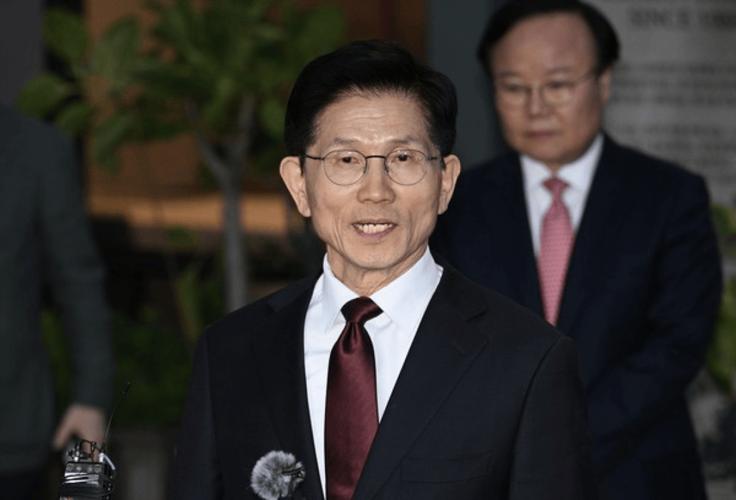2025年新澳资料图和韩前代总统被禁出国与韩前代总统被禁出国了吗