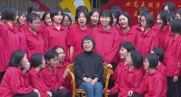 澳门王中王心水王中王和张桂梅将第15次送考与张桂梅连续11年送考从未缺席